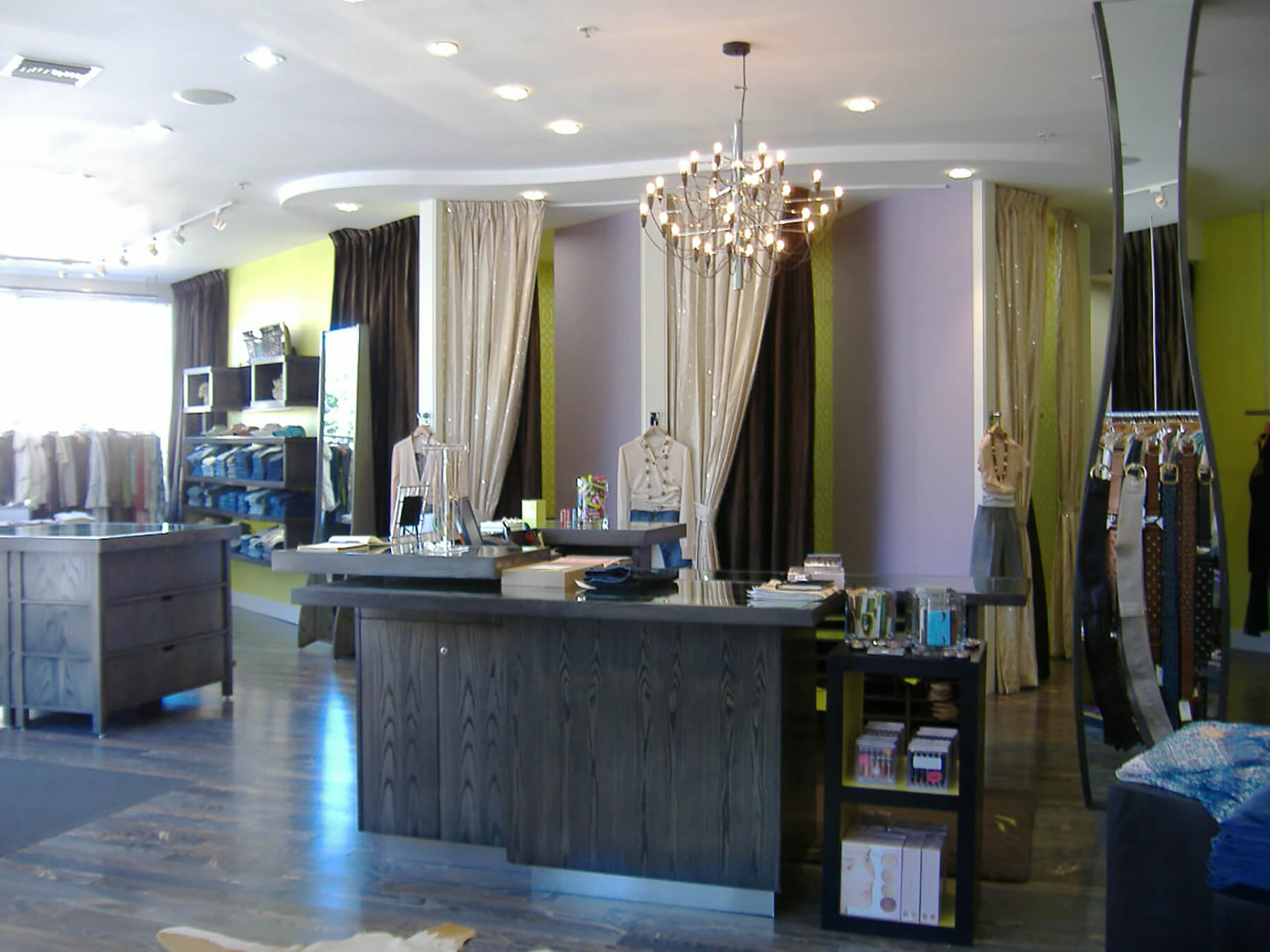 Canvas Retail Larkspur (1)